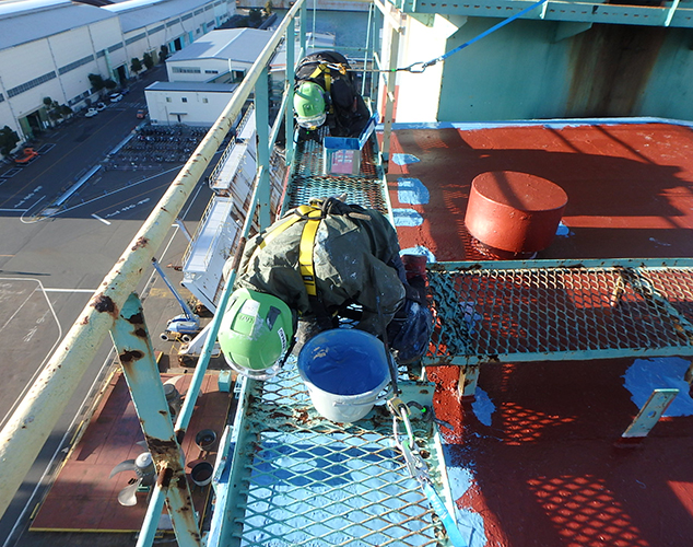 ジブクレーン運転席天井防水塗装(高所作業)